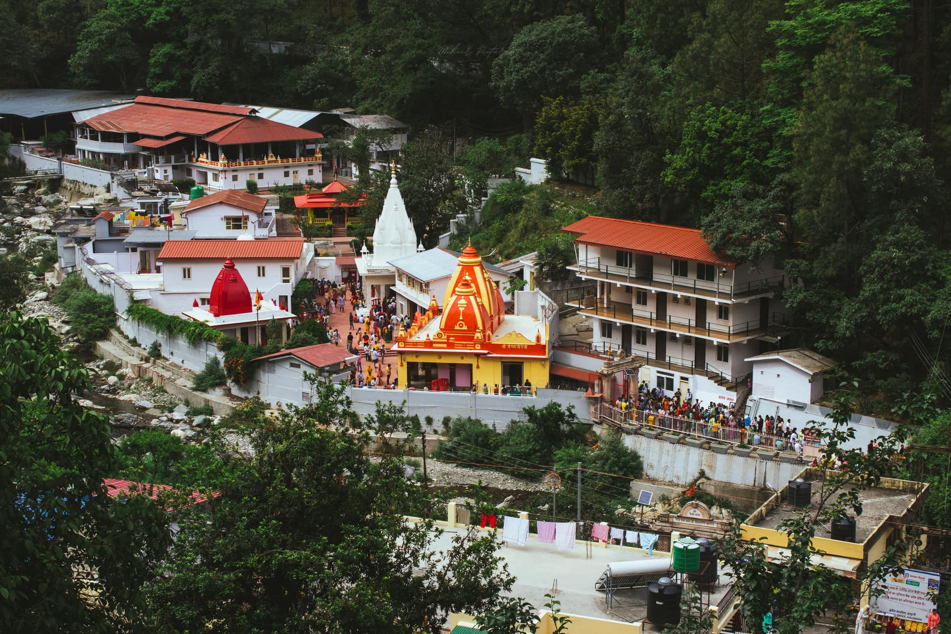 11 Days Vaishnodevi, Kashmir & Amritsar Trip